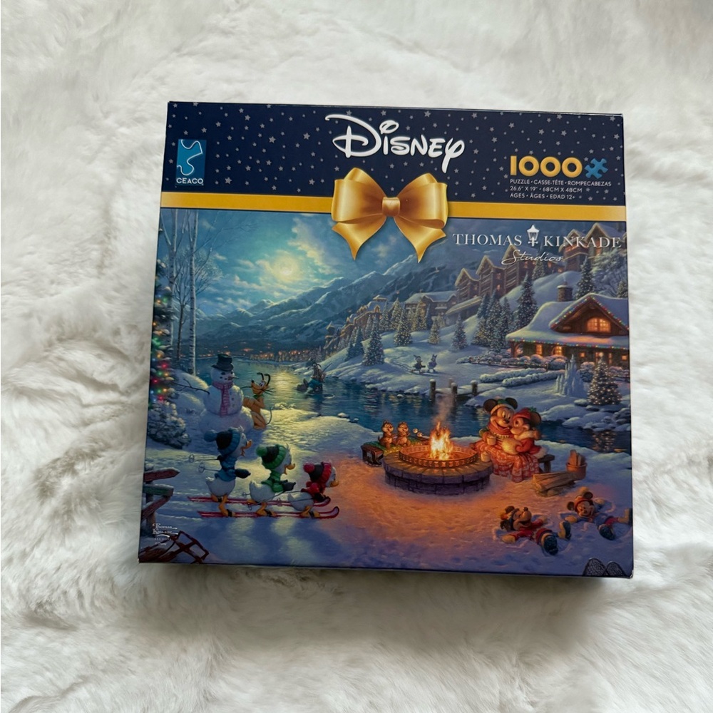 Thomas Kinkade Disney Mickey & Friends Winter Wonderland